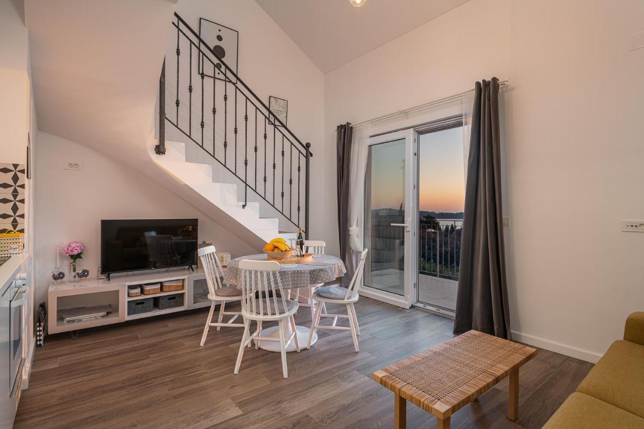 Apartments Villa Maria Млини Экстерьер фото